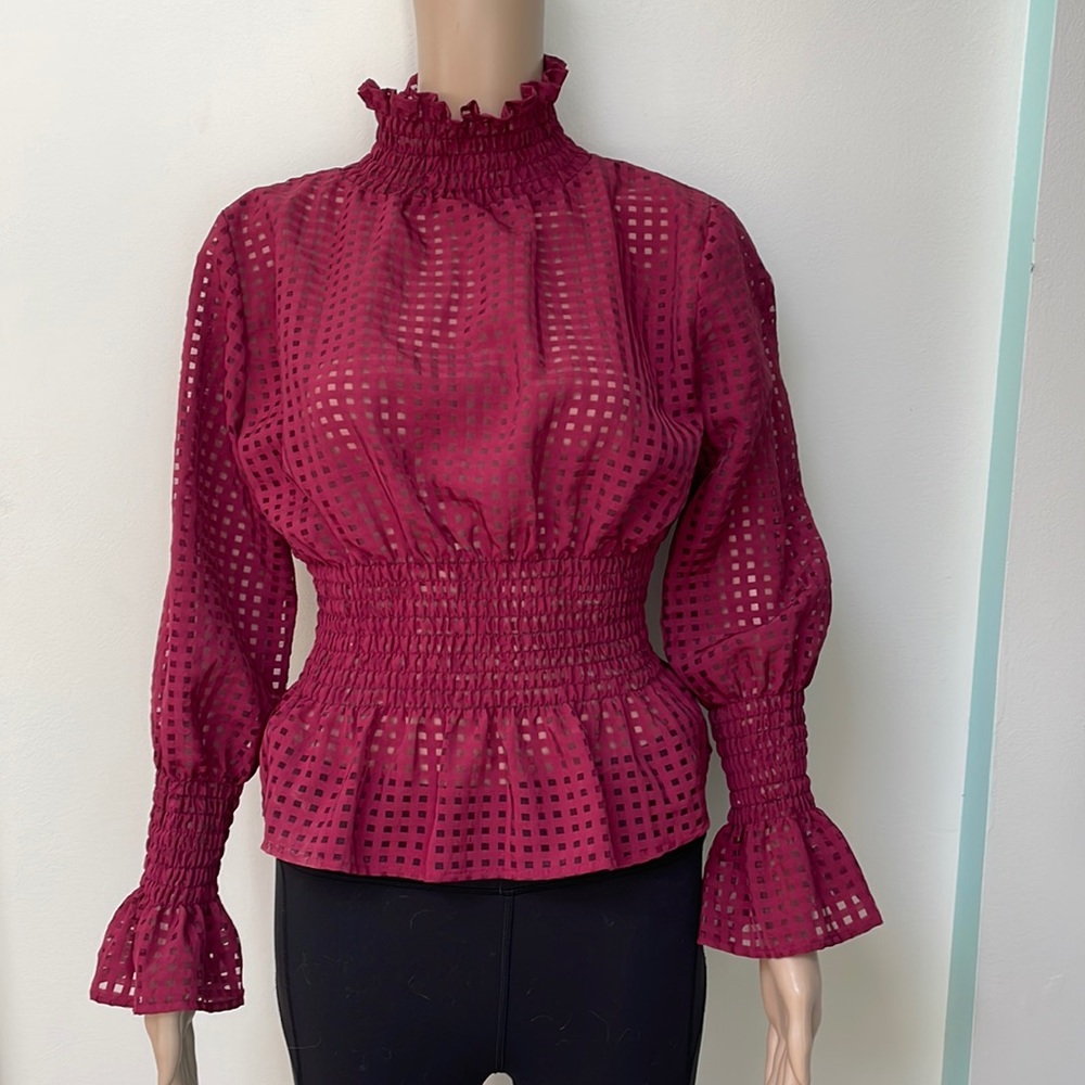 18 CENTIMETERS Blouse